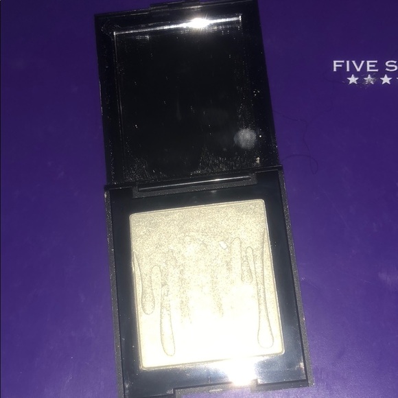 Kylie Cosmetics Go Ghost - Picture 5 of 5